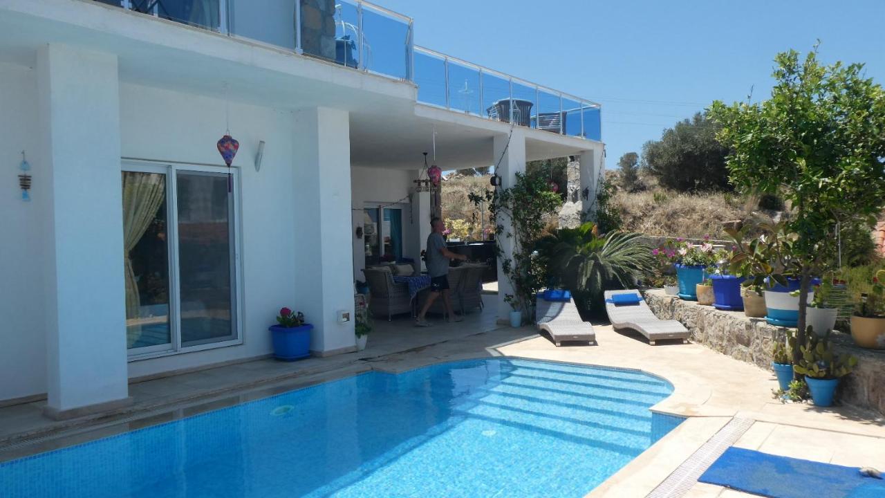 Villa Priene - Gumusluk Private Pool Exterior photo